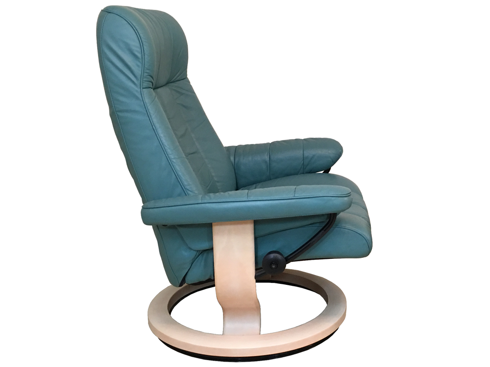 Ekornes Stressless Leather Recliner Teal Wood Ottoman Base